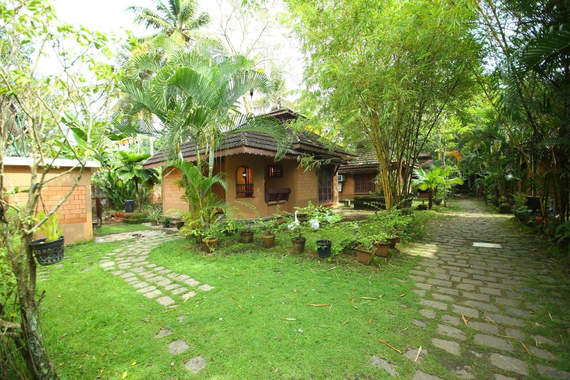 منتجعات باجودا Alappuzha المظهر الخارجي الصورة